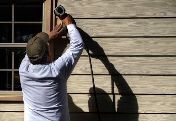 Best Siding Removal and Disposal  in Bolivar, TN